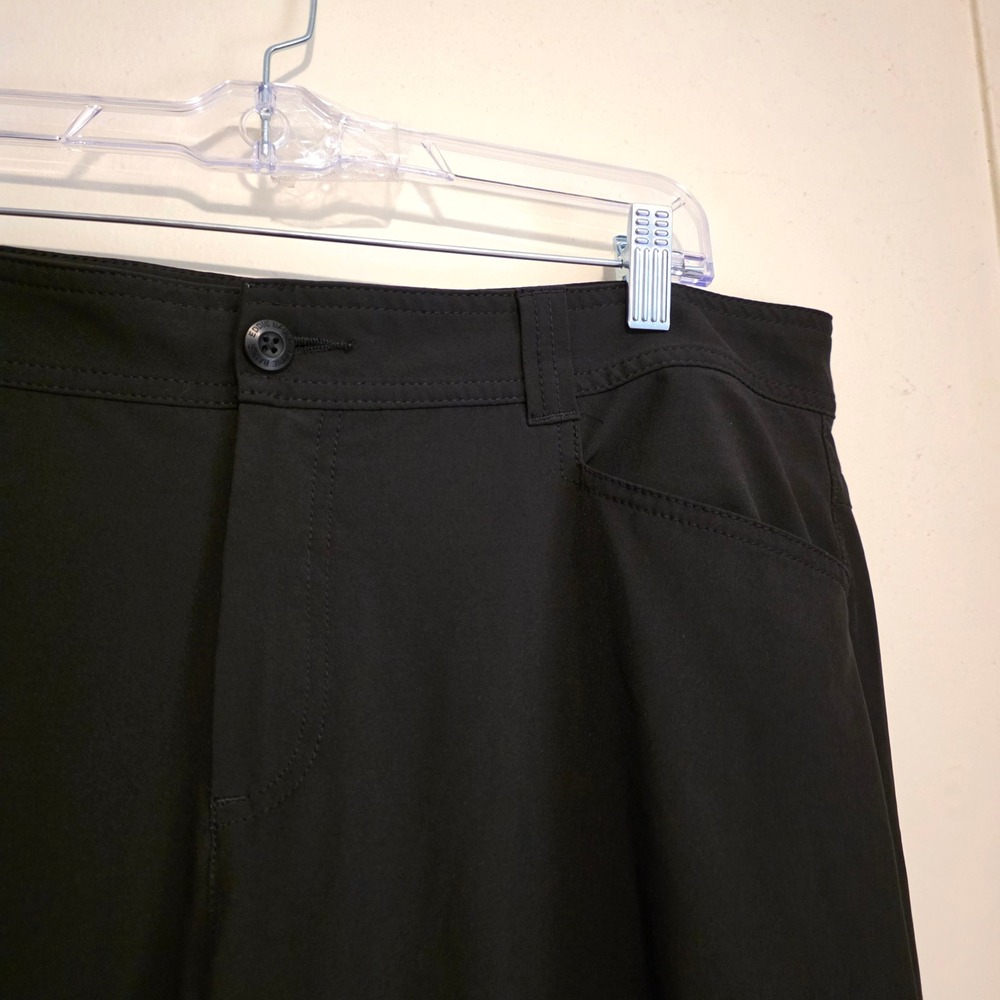 Eddie Bauer Womens Cargo Hiking Pants Size 16 Black Roll Up Leg Convertible - Picture 3 of 8